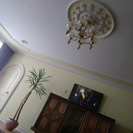 Apartment Na Rynok Square Львов Экстерьер фото